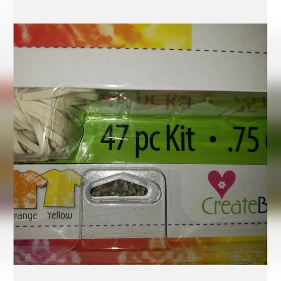 : * 2 new pks of Create Basics Kit Tie Dye. Each kit has 47 PCS, 10 Colors! NEW - Picture 7 of 12